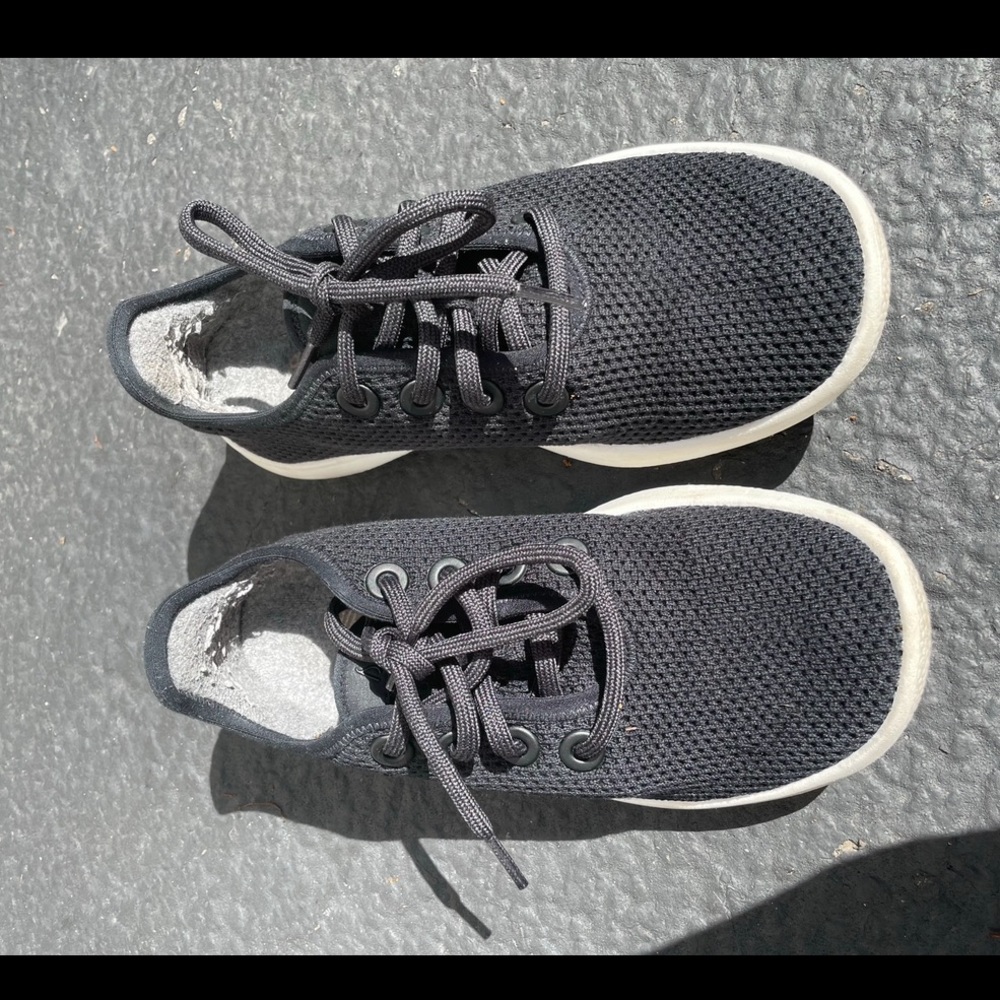 Allbirds Women’s Tree Runners Size 6 Black